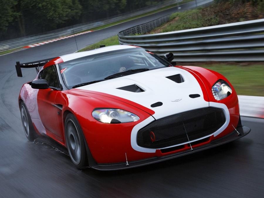  Aston Martin V12 Zagato Race Car 2011 года  (фото 16 из 26)